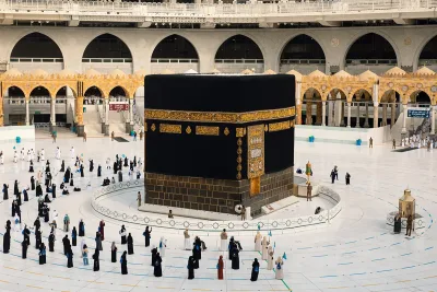 تسجيل الحج 2025 من السعودية للسعوديين والمقيمين: الآلية والشروط